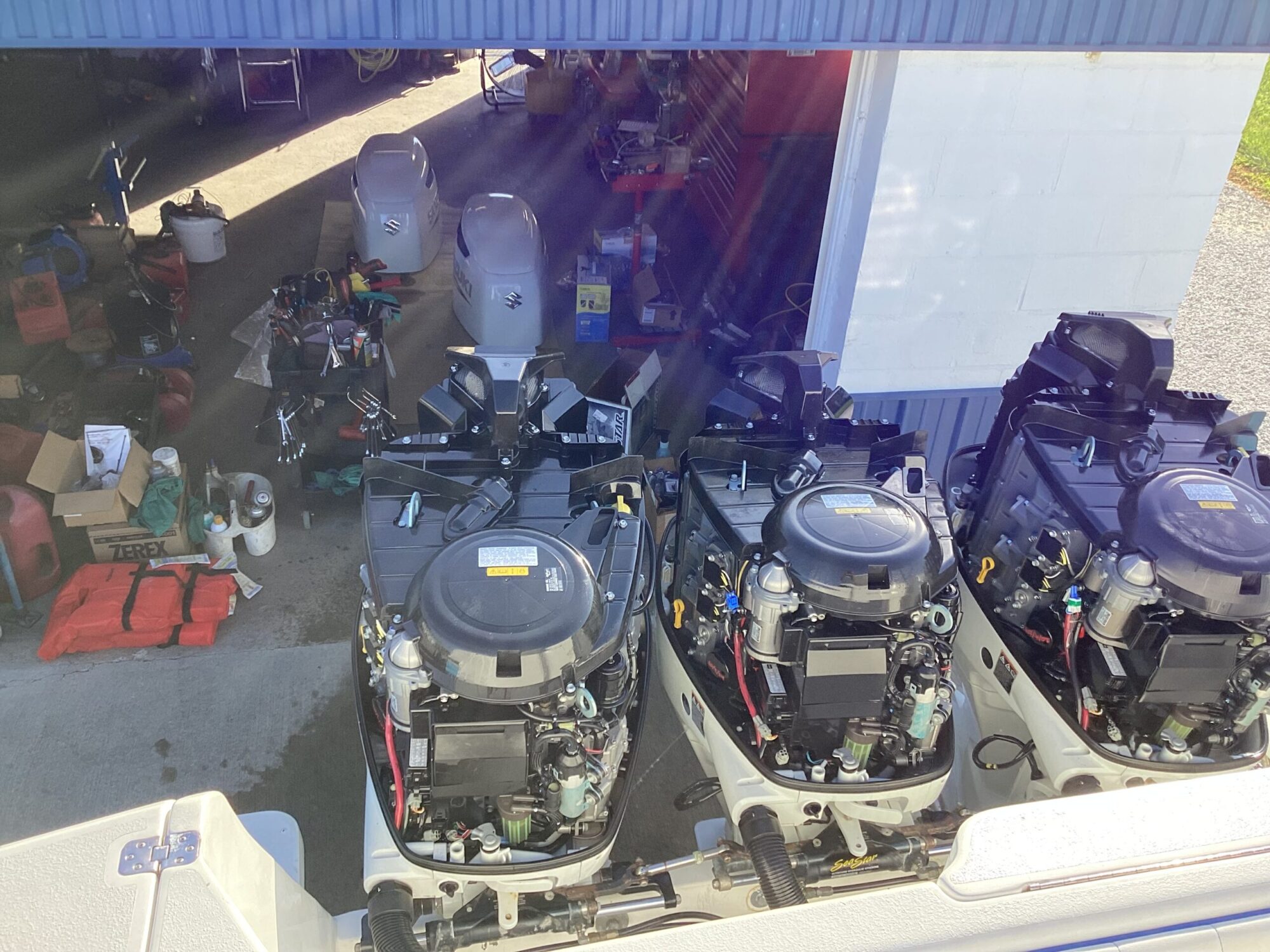 Suzuki Outboard Triple Engines
